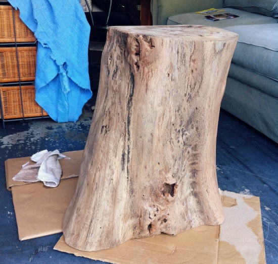 Suppression de l'écorce et ponçage