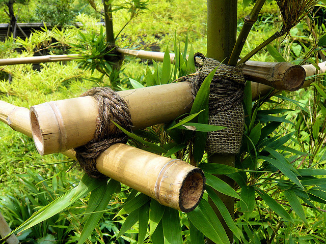Une trame faites en bamboo